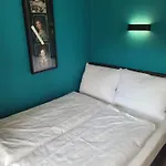 Christina Hotel Kolonia