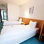 Christina Hotel 3*
