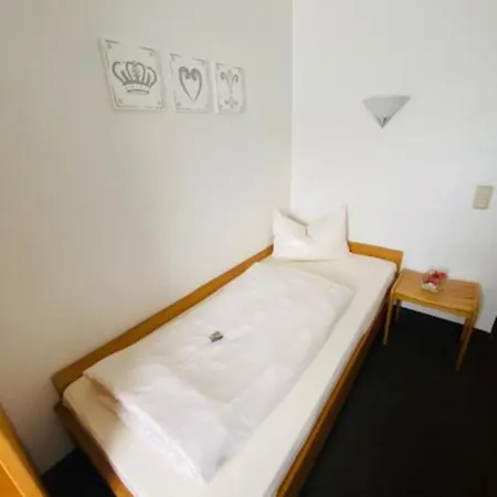 Christina 3* Colonia