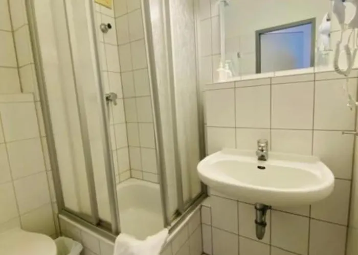 クリスティナ 3* ケルン