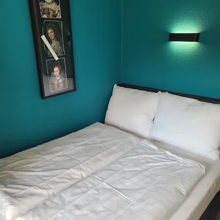 Christina Hotel Cologne